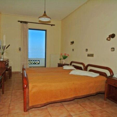 Apellis Hotel Лампи Экстерьер фото